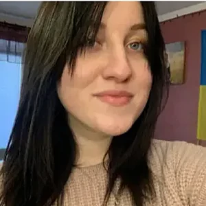 Сухіна Юлія